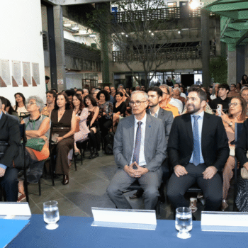 Novos diretores tomam posse no Instituto de Geociências da UFMG